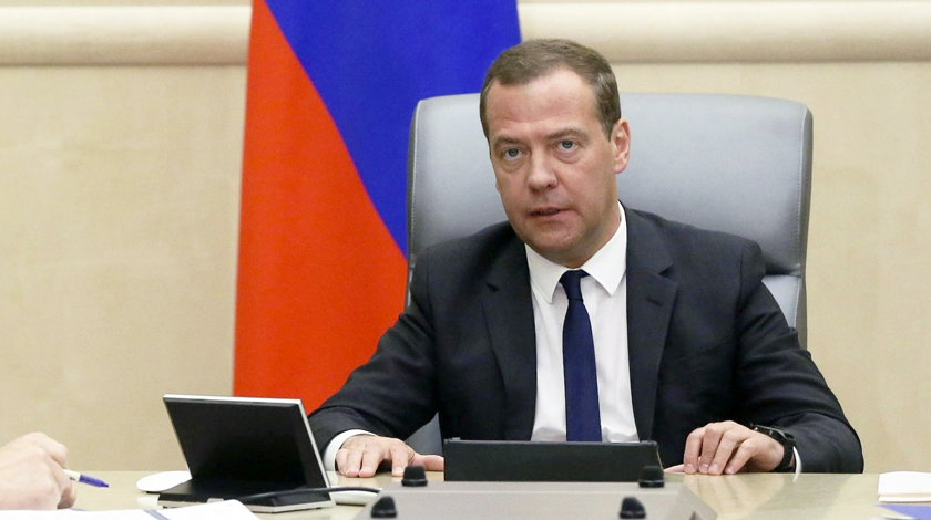 Медведев утвердил правила взимания, исчисления, уплаты и взыскания утилизационного сбора Фото: © GLOBAL LOOK press