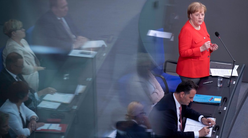 Dailystorm - Меркель: Европе стоит больше полагаться на себя