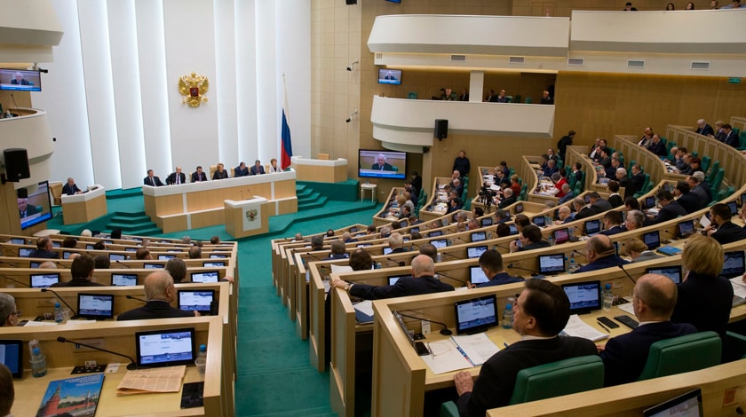 Политологи называют назначение бывших региональных руководителей в Совет Федерации «почетной пенсией» Фото: © GLOBAL LOOK press/council.gov.ru