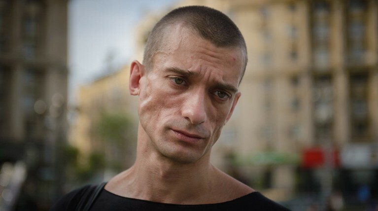Акционист Павленский рассказал о захвате дома в Париже и воровстве еды — Daily Storm