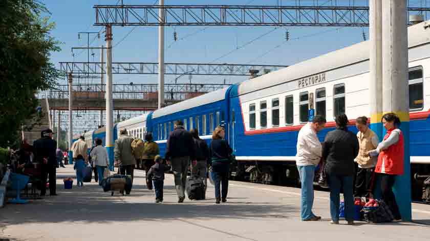Dailystorm - Пассажирский поезд потерпел крушение на юге Казахстана