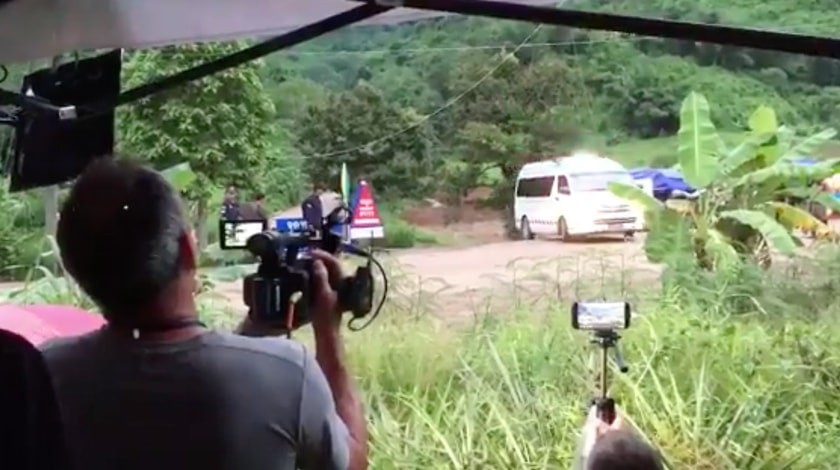 Dailystorm - Телеканалы опубликовали первые видео с места проведения спасательной операции в Таиланде