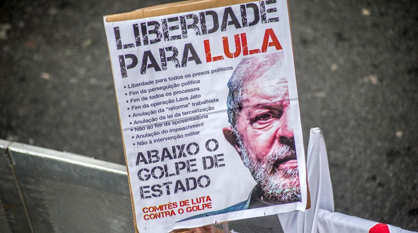 Лула да Силва отбывал наказание по делу о коррупции и отмывании денег с апреля 2018 года Фото: © GLOBAL LOOK press/Cris Faga