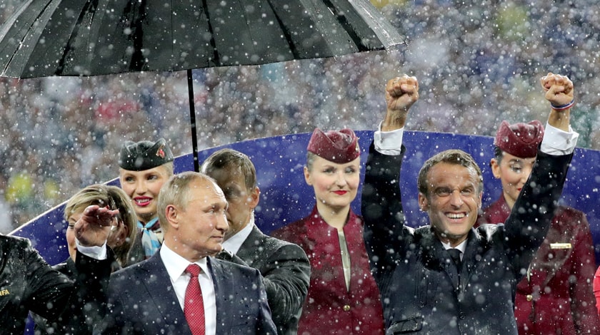 В церемонии награждения финалистов чемпионата мира также приняли участие глава FIFA Джанни Инфантино, президенты Франции и Хорватии Фото: © GLOBAL LOOK press