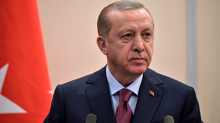 Президент Турции поблагодарил «мучеников и ветеранов», которые противостояли «танкам и реактивным самолетам» Фото: © GLOBAL LOOK press