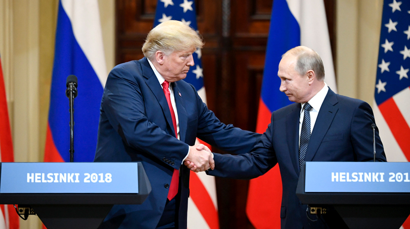 Сенатор утверждает, что президент США встал на сторону «тирана-Путина» Фото: © GLOBAL LOOK press/Lehtikuva