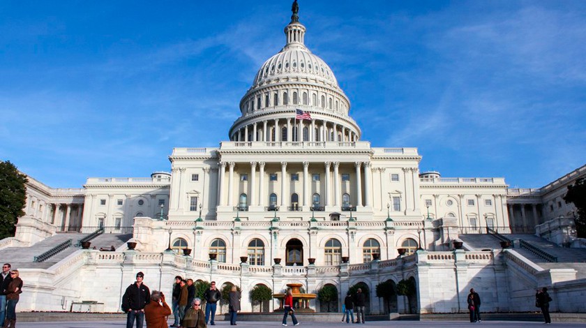 Dailystorm - Сенат США принял резолюцию о защите официальных лиц от допросов иностранных властей