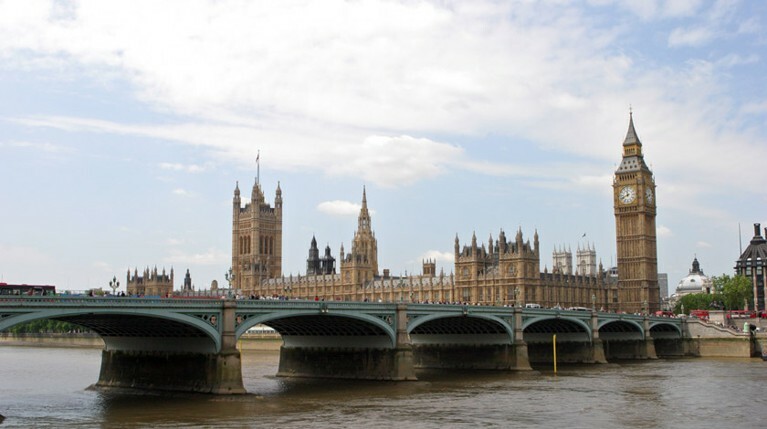Лондон пригрозил оставить ЕС без «отступных» по Brexit из-за торговой сделки — Daily Storm