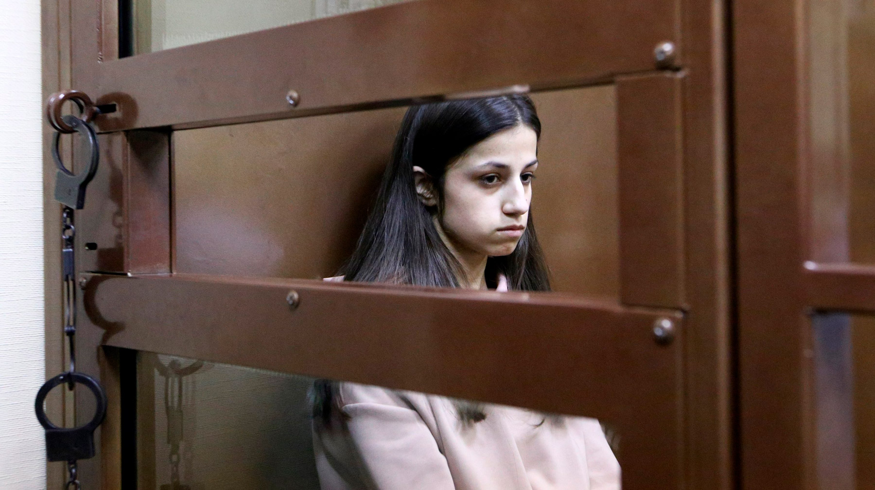 Сестер Хачатурян, убивших отца, отправили в СИЗО почти на два месяца Фото: © Агентство Москва/Никеричев Андрей