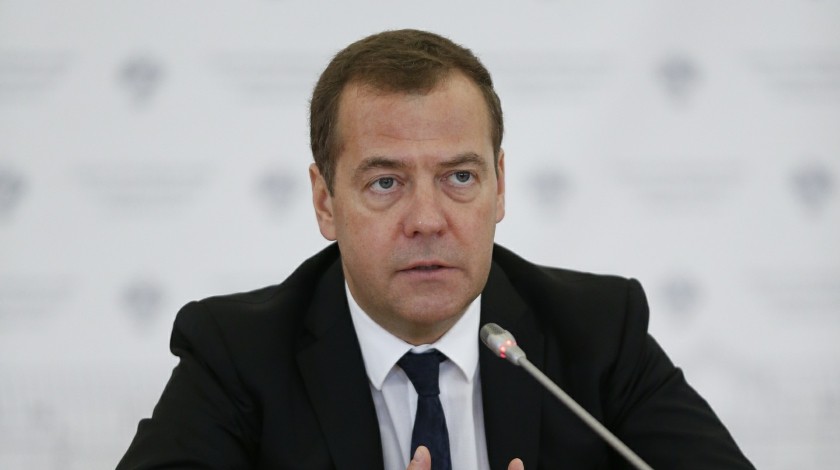 Dailystorm - Медведев — о санкциях США: На эту войну необходимо реагировать