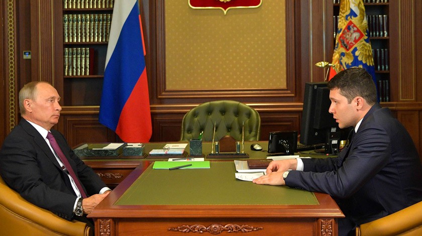 С временно исполняющим обязанности губернатора Калининградской области Антоном Алихановым, 16 августа 2017 года