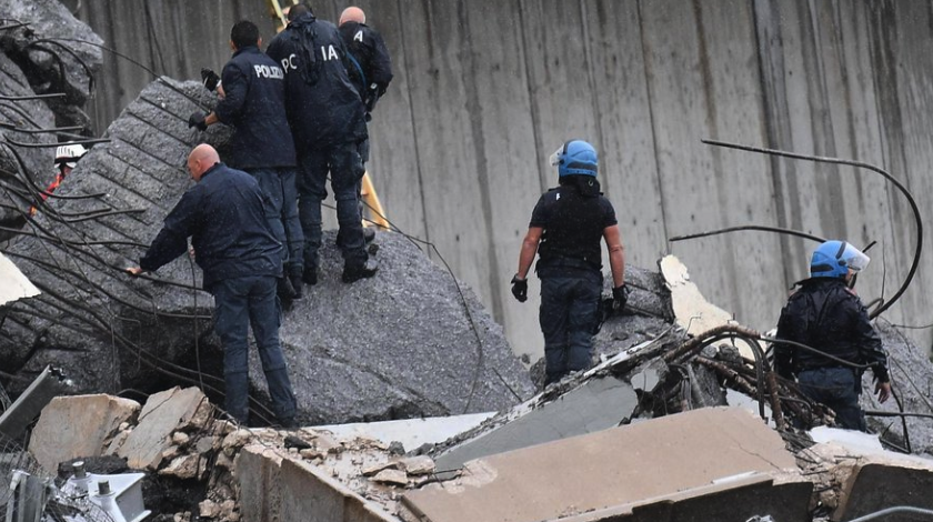 Спасатели нашли под завалами около 30 погибших и продолжают поиски пропавших без вести Фото: © twitter.com/poliziadistato