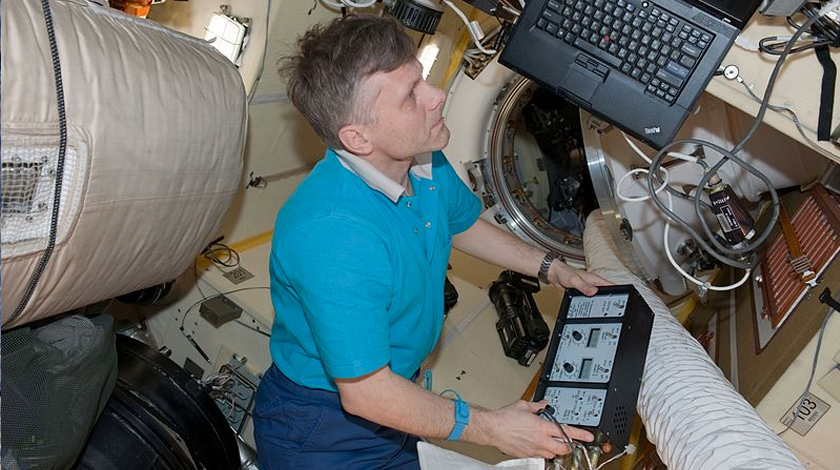 Утечки воздуха на космическом корабле представляют большую опасность, но экипаж знает, как действовать в таких ситуациях Фото: © wikipedia.org/NASA