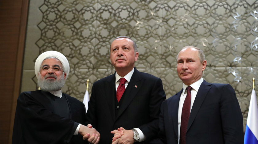 Размещение военных из РФ на территории Турции политики обсудили во время личной беседы Фото: © GLOBAL LOOK press/Kremlin Pool
