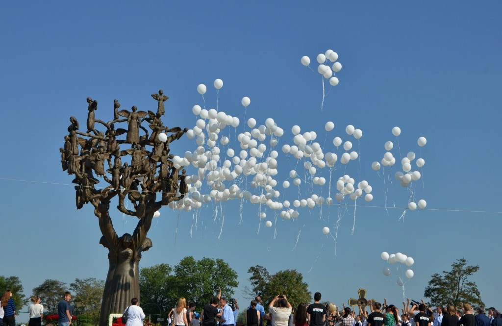 Dailystorm - В России прошли акции в память о жертвах терактов