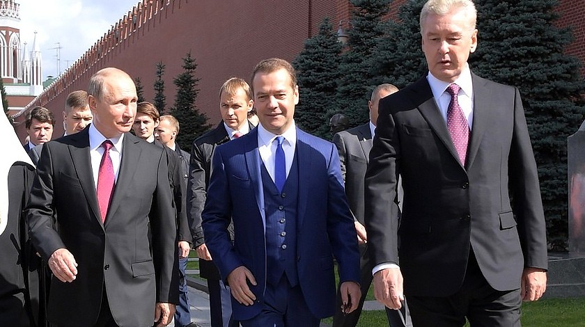 Dailystorm - СМИ: Путин, Медведев и Собянин откроют концертный зал в «Зарядье» в «день тишины»