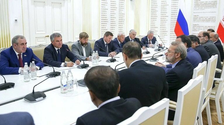 Иран и Россия отказались от доллара во взаиморасчетах — Daily Storm