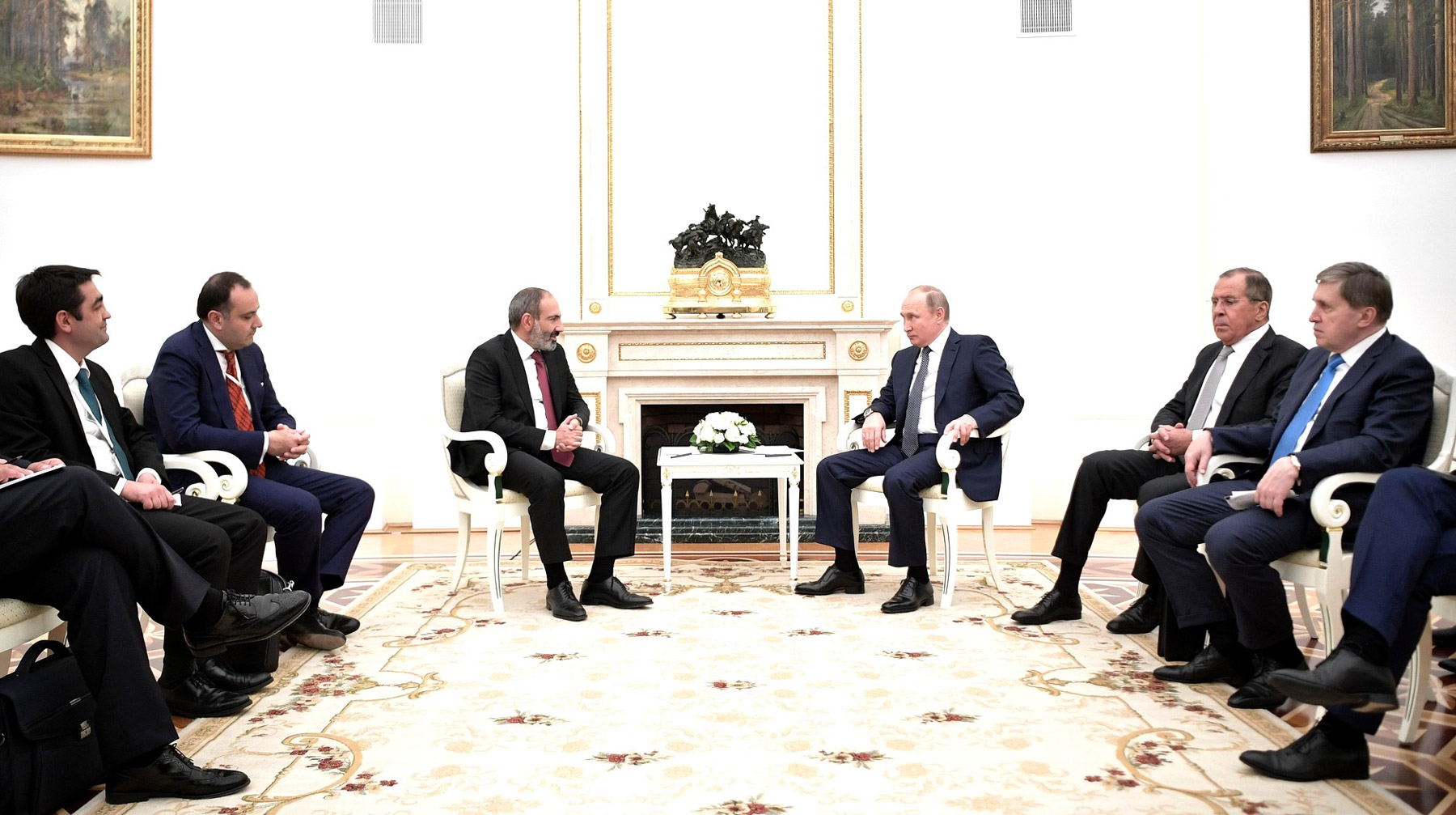 Ереван ожидает сильного давления со стороны Москвы на переговорах Фото: © kremlin.ru