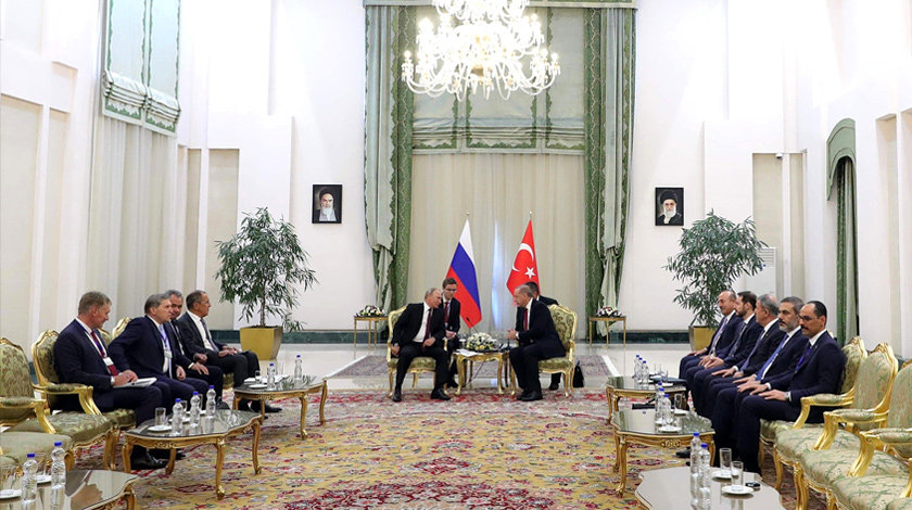Лидеры трех стран обсуждали в ходе саммита исключительно Сирию Фото: © GLOBAL LOOK Press/Kremlin Pool