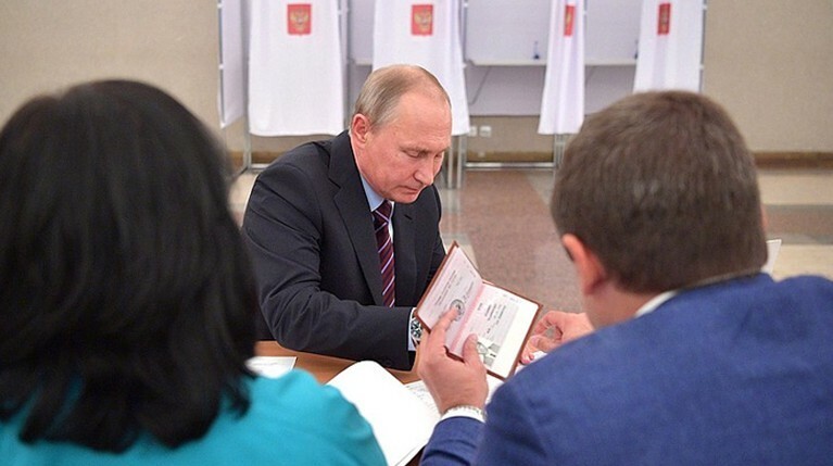 Владимир Путин проголосовал на выборах московского мэра — Daily Storm