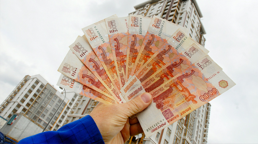 После решения Центробанка повысить ключевую ставку рубль на валютной бирже резко укрепился Фото: © GLOBAL LOOK Press / Sergey Kovalev