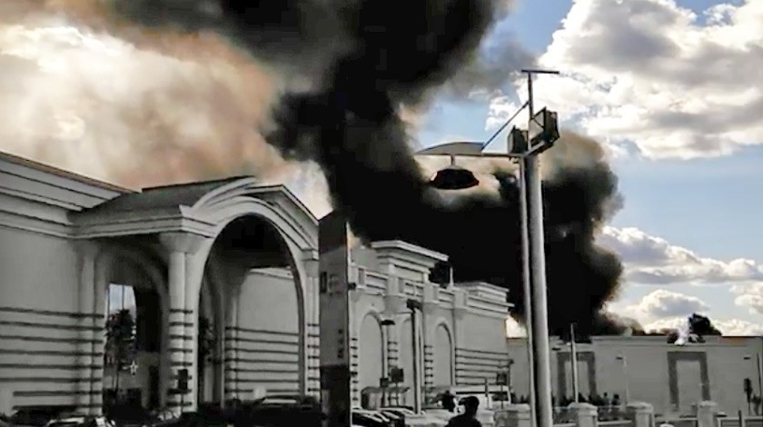 Dailystorm - В Москве загорелся ангар у торгового центра Vegas