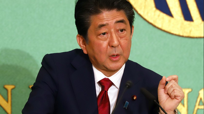 Dailystorm - Абэ: Япония намерена решить территориальный вопрос до заключения мирного договора
