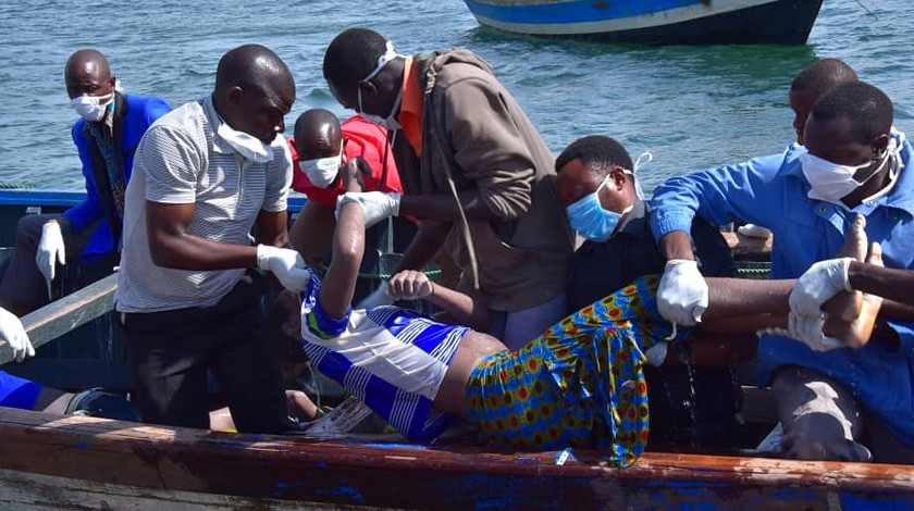 Dailystorm - Спустя два дня после крушения парома в Танзании спасатели обнаружили выжившего