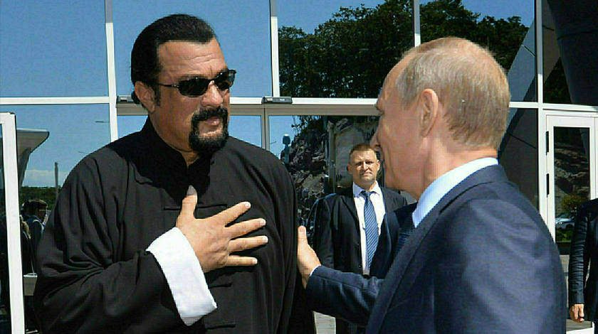 Голливудский актер заявил, что он готов представлять в регионе интересы президента Владимира Путина Фото: © GLOBAL LOOK Press / Alexei Druzhinin / Pool