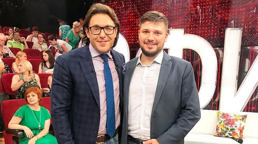 Андрей Малахов и адвокат Сергей Афанасьев на съемках передачи