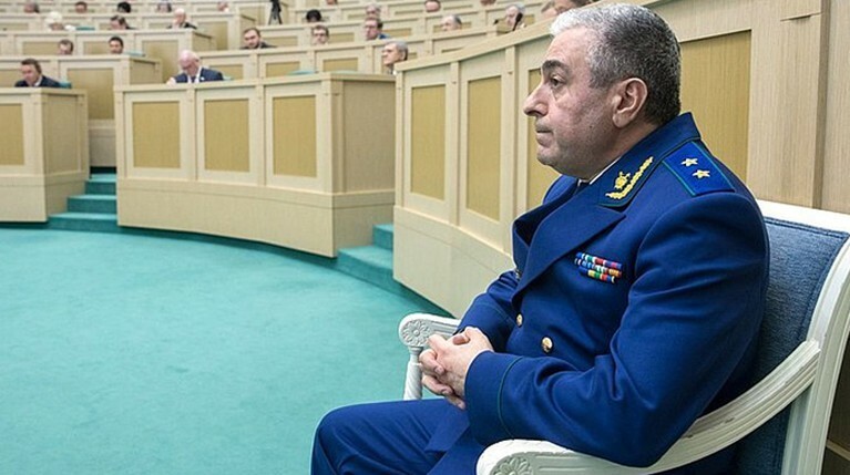 СМИ: Пилота вертолета с замгенпрокурора России убили выстрелом в спину — Daily Storm
