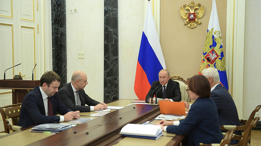 Президент РФ при этом отметил позитивную динамику в этих вопросах, наметившуюся с начала текущего года Фото: © kremlin.ru