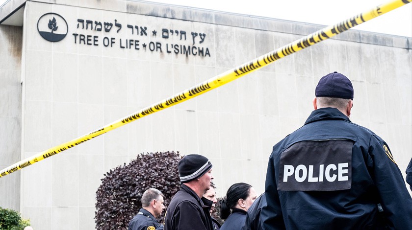 Dailystorm - В результате нападения на синагогу в Питтсбурге погибли семь человек