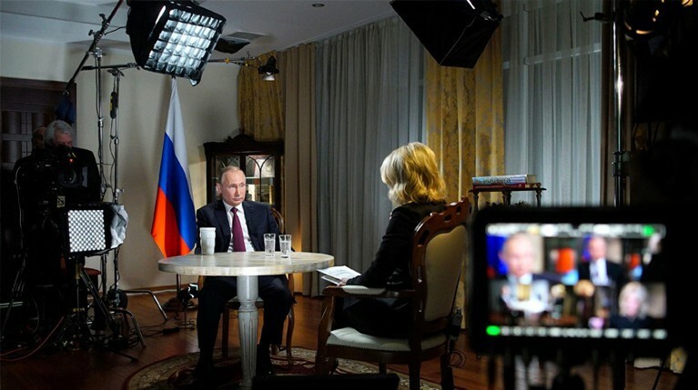 Шоу Мегин Келли, бравшей интервью у Путина, хотят закрыть из-за расистских высказываний — Daily Storm