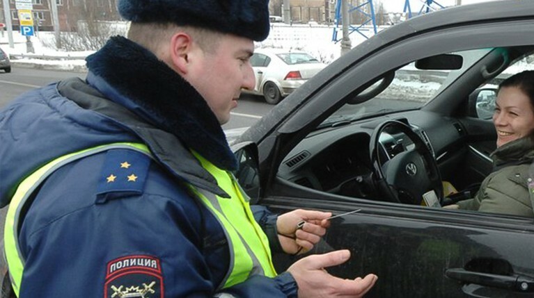 Приставы предложили списывать мелкие штрафы ГИБДД с банковских счетов нарушителей — Daily Storm