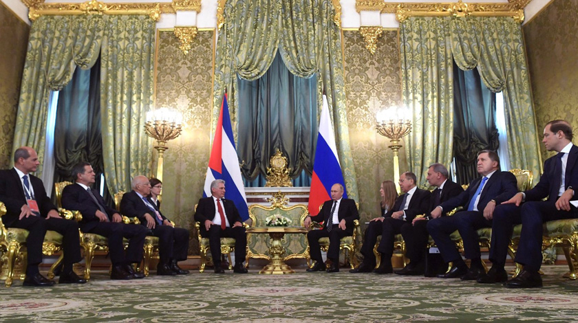 Мигель Диас-Канель пригласил Владимира Путина на Кубу в 2019 году Фото: © kremlin.ru