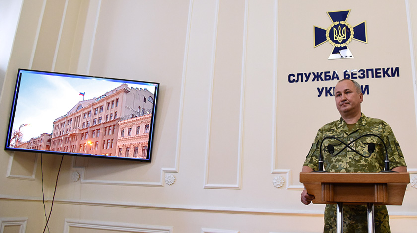 Все лидеры голосования уже определены, «победные цифры уже нарисованы» в администрации президента РФ, заявили в Киеве Коллаж: © Daily Storm