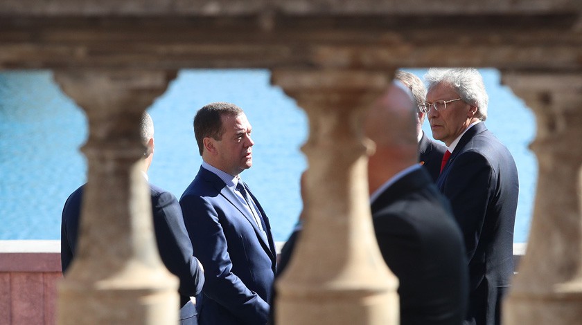 Dailystorm - Медведев назвал условия участия России в Давосском форуме