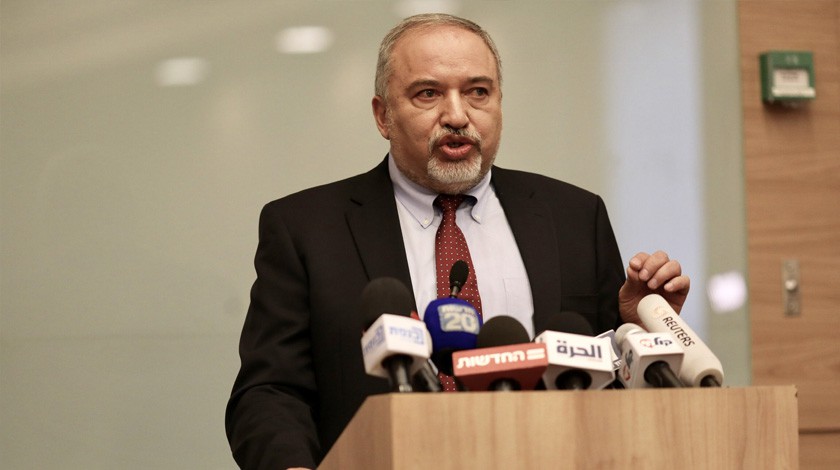 Dailystorm - Министр обороны Израиля заявил, что уходит в отставку