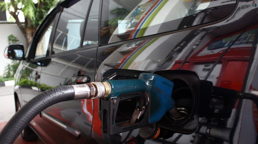 Dailystorm - Сечин объяснил рост цен на бензин «коррупцией» среди независимых АЗС
