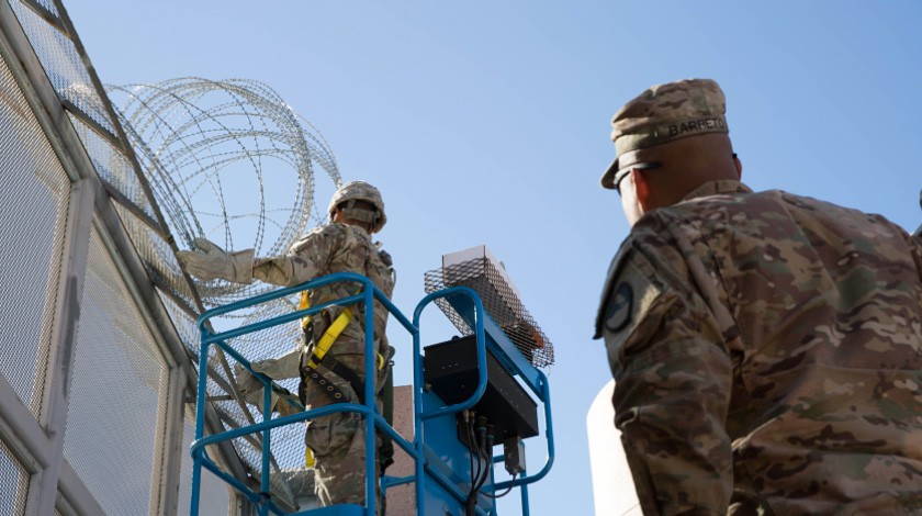 Dailystorm - Войскам США разрешили применять силу на границе с Мексикой