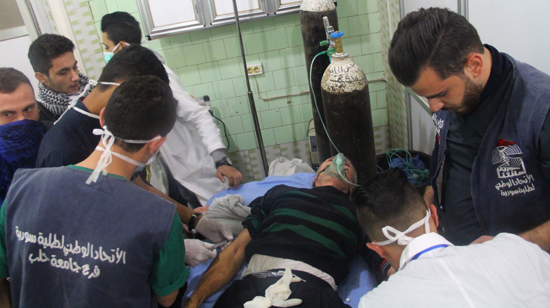 Dailystorm - В Алеппо более 100 человек пострадали от атаки с применением химического оружия