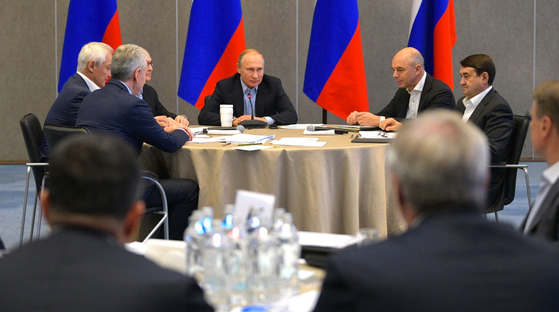 Dailystorm - Порошенко отреагировал на проведение Путиным заседания Госсовета в Крыму