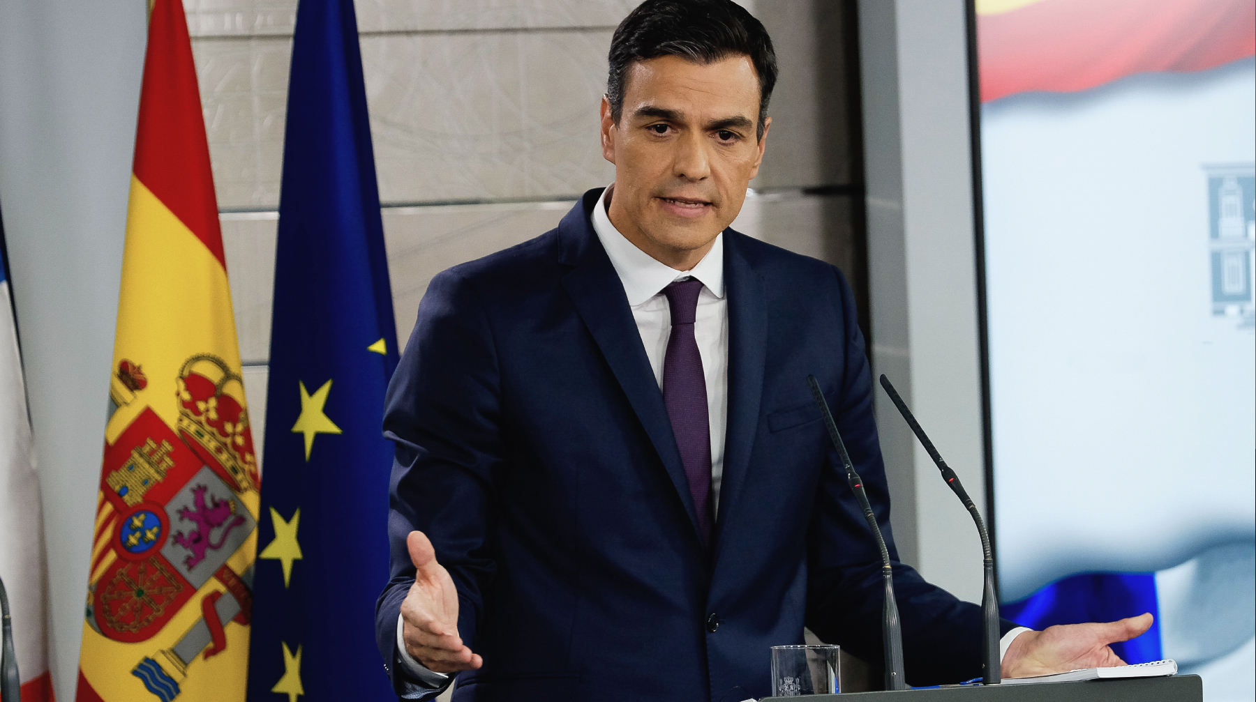 Испанский премьер-министр заявил, что Брюссель и Лондон согласились с требованиями Мадрида по гибралтарскому вопросу Фото: © GLOBAL LOOK Press / Panoramic / ZUMAPRESS.com