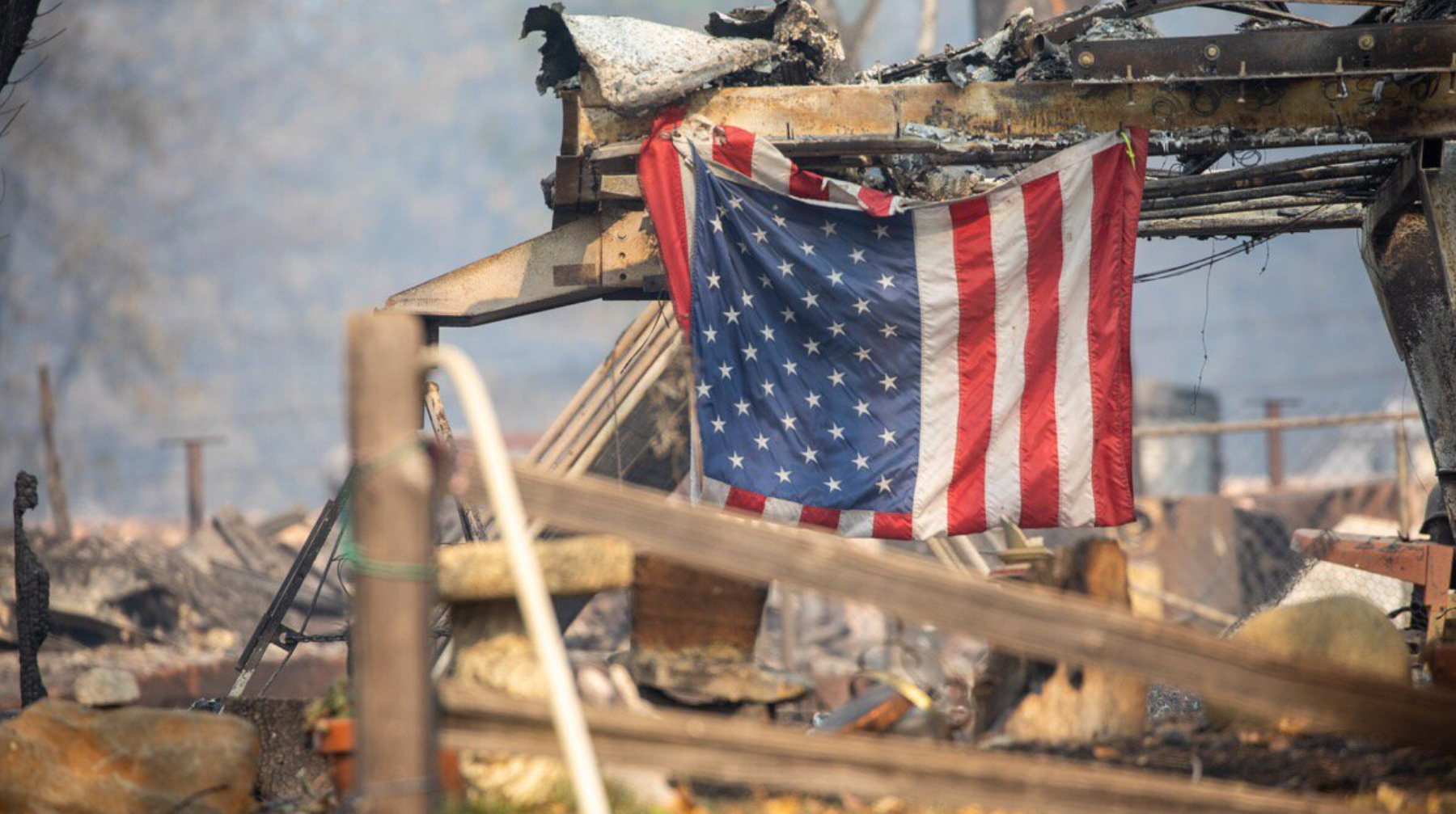 В результате лесного пожара уничтожен город Парадайс, погибли по меньшей мере 85 человек, 249 числятся пропавшими без вести Фото: © GLOBAL LOOK Press / White House / Twitter.com
