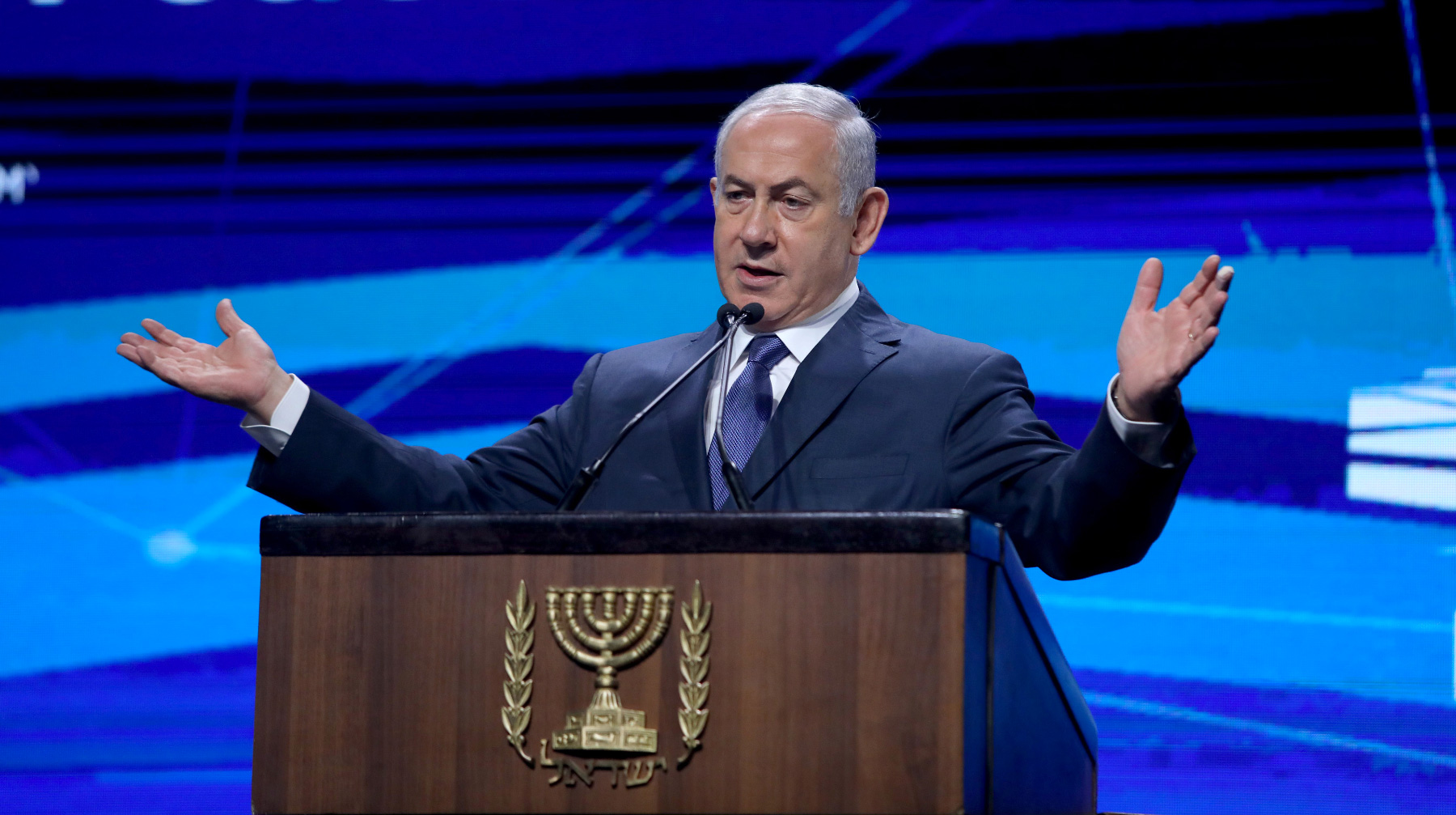 В свою очередь израильский премьер-министр назвал выдвинутые обвинения бездоказательными Биньямин Нетаньяху