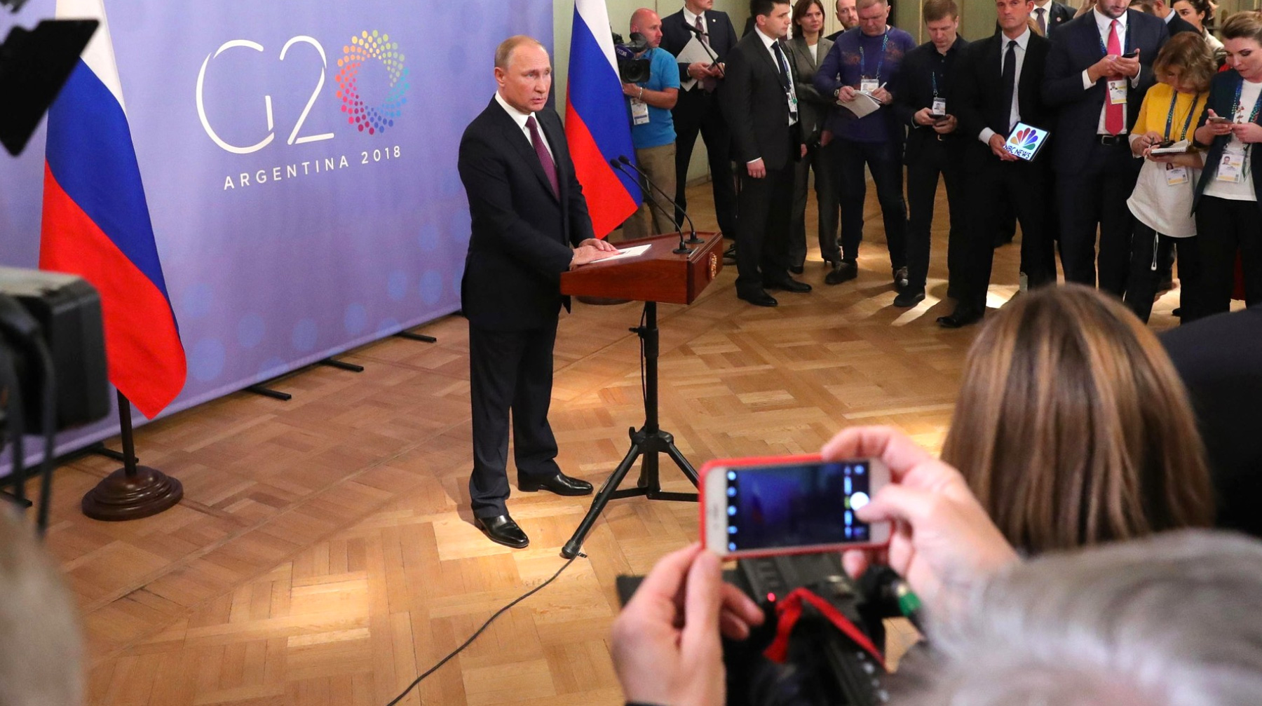 Президент России также отметил, что Украина таких вопросов не поднимала Фото: © kremlin.ru