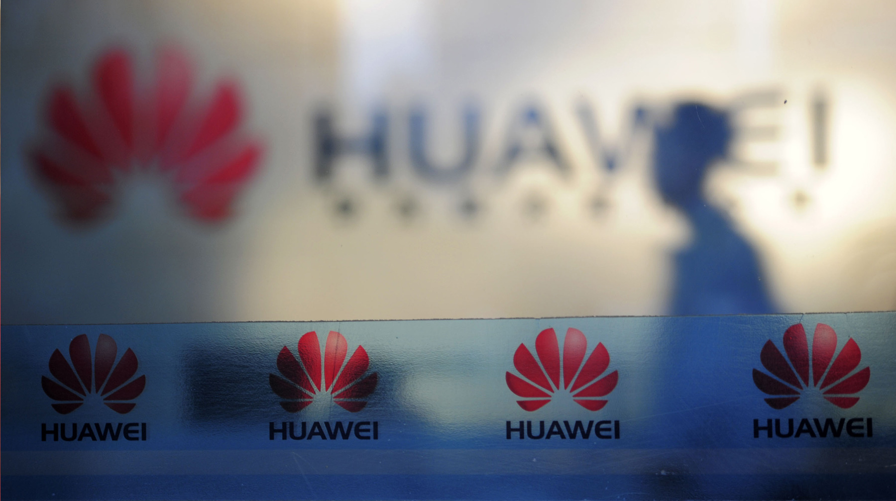 Финансового директора компании Huawei Technologies подозревают в нарушении американских торговых санкций против Ирана Фото: © GLOBAL LOOK Press / ChinaFotoPress / ZUMAPRESS.com