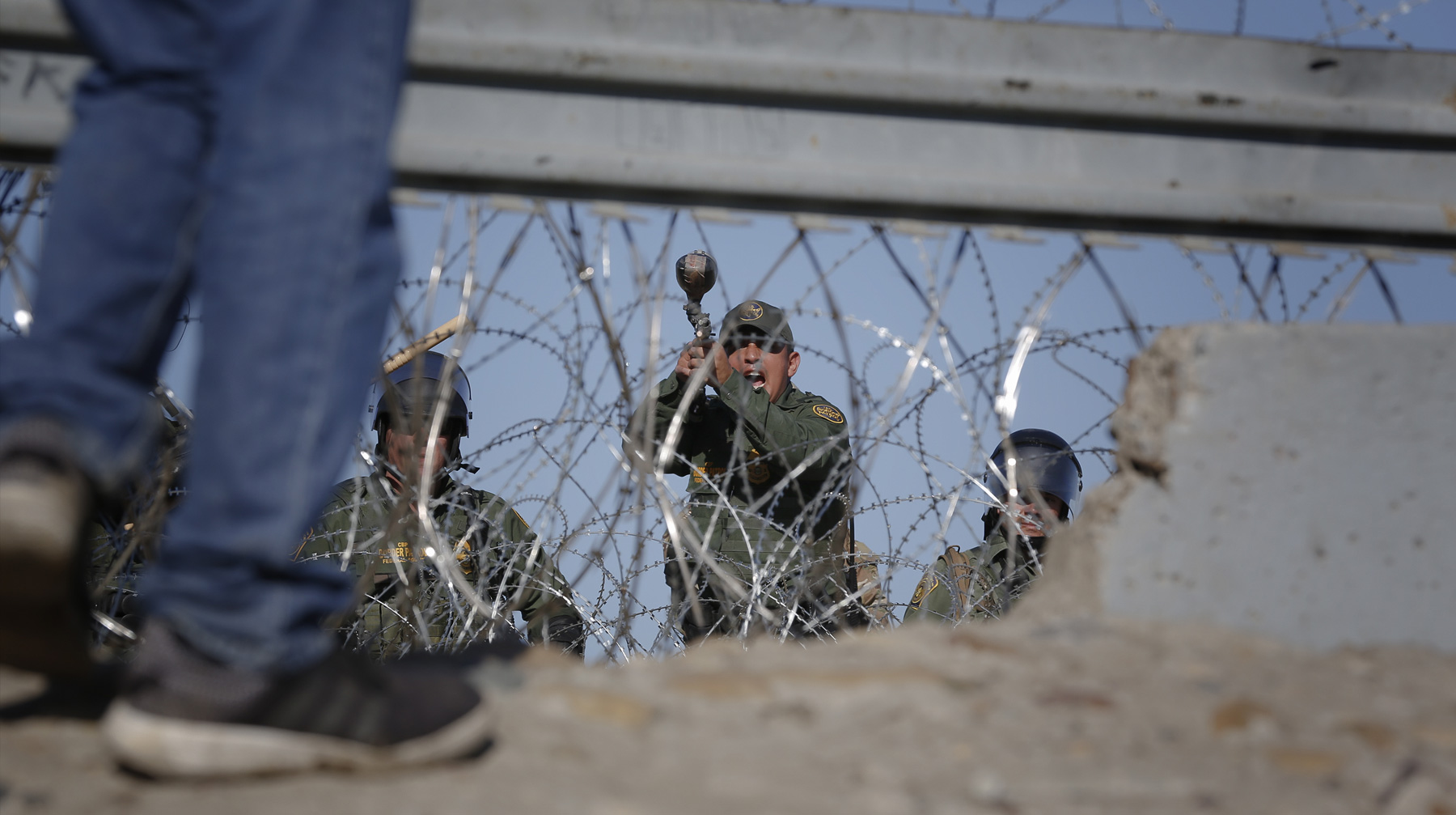 Президент США заявил, что на неогороженном стеной участке границы с Мексикой ожидается грандиозная волна незаконных мигрантов Фото: © GLOBAL LOOK Press / Nelvin C. Cepeda / ZUMAPRESS.com