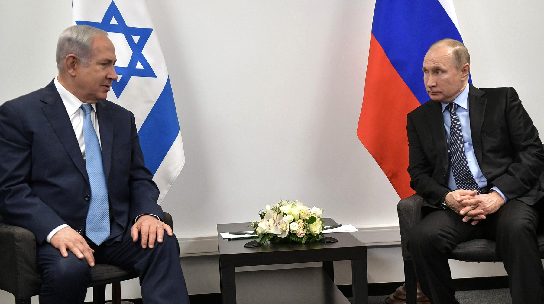 Президент РФ может впервые после крушения российского Ил-20 встретиться с главой израильского правительства Фото: © GLOBAL LOOK Press / Kremlin Pool